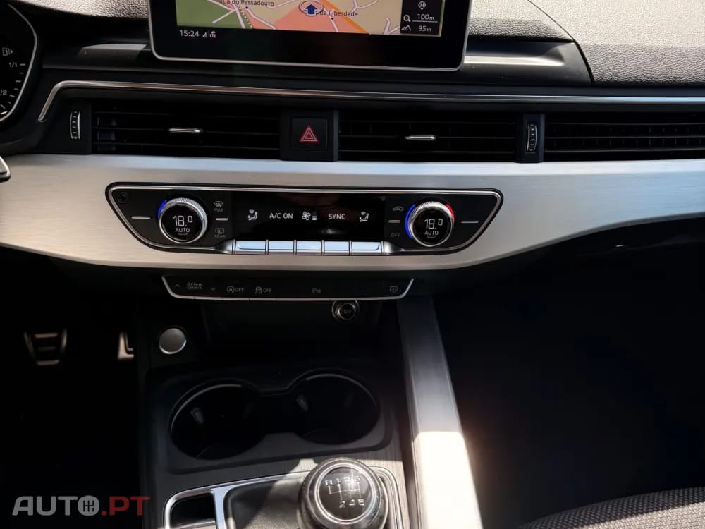 Audi A4 Avant 2.0 TDI DPF S line Sport Pack