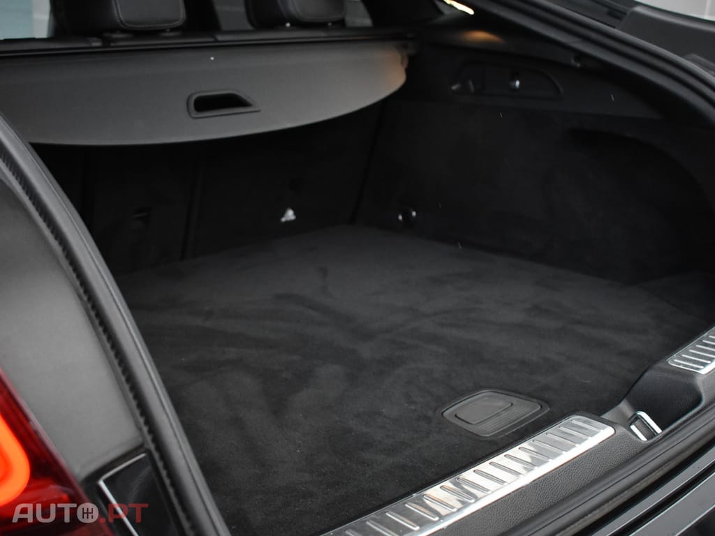 Mercedes-Benz GLC 300 de 4Matic AMG Line