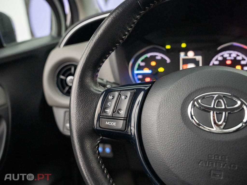 Toyota Yaris 1.5 HSD Comfort+P.Style