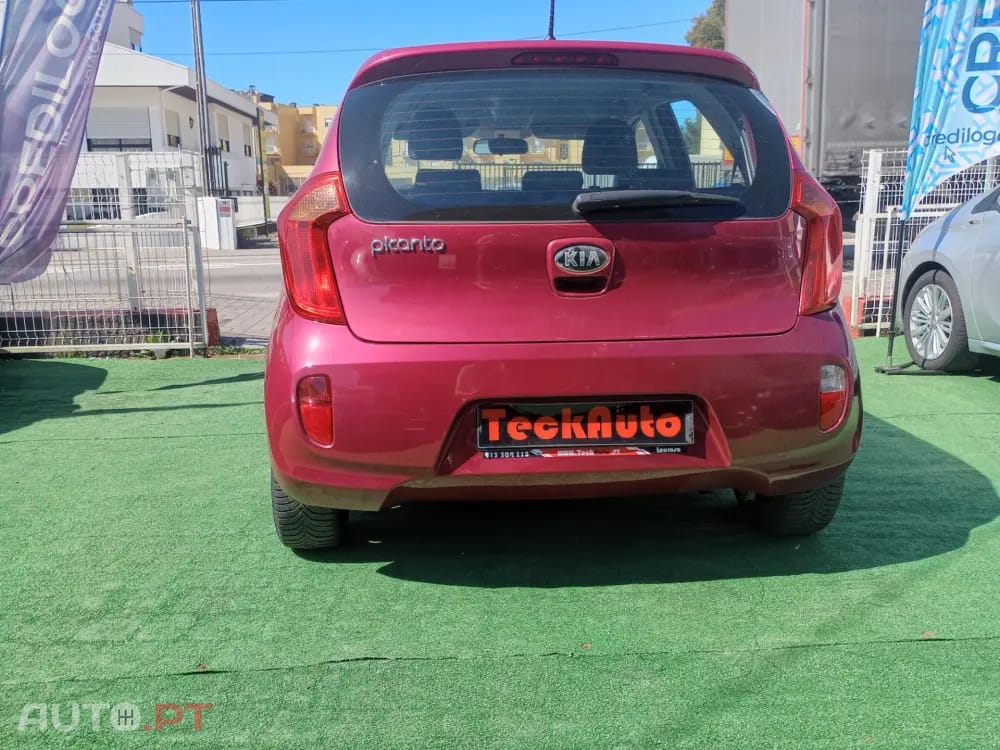 Kia Picanto 1.0L EX