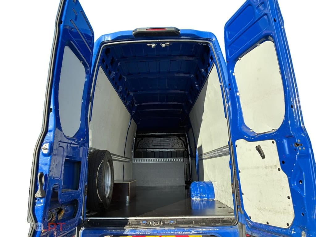 Iveco Daily 3.0 L5H3 65C18B20