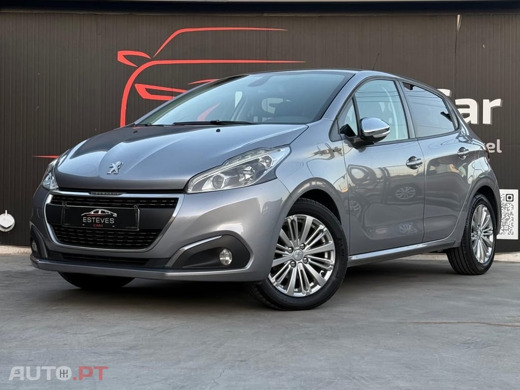 Peugeot 208 1.2 PureTech Signature