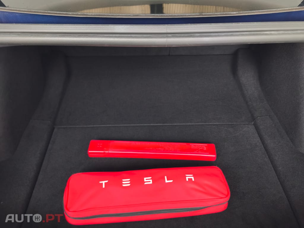 Tesla Model 3 Long range dual motor