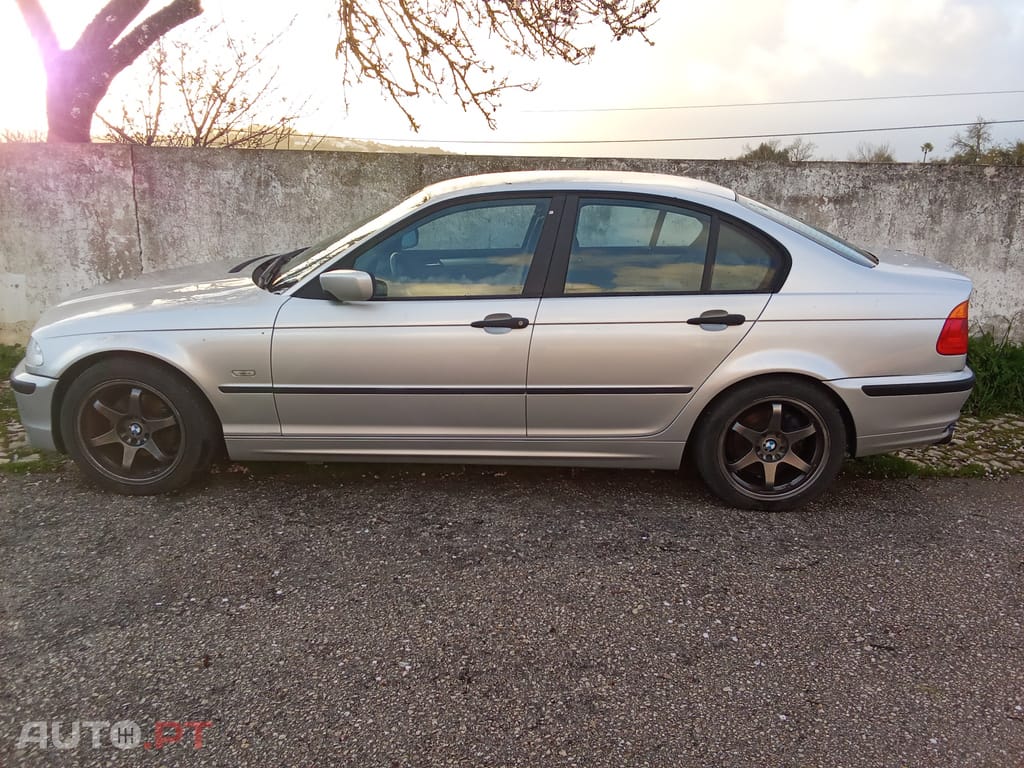 BMW 318 E46