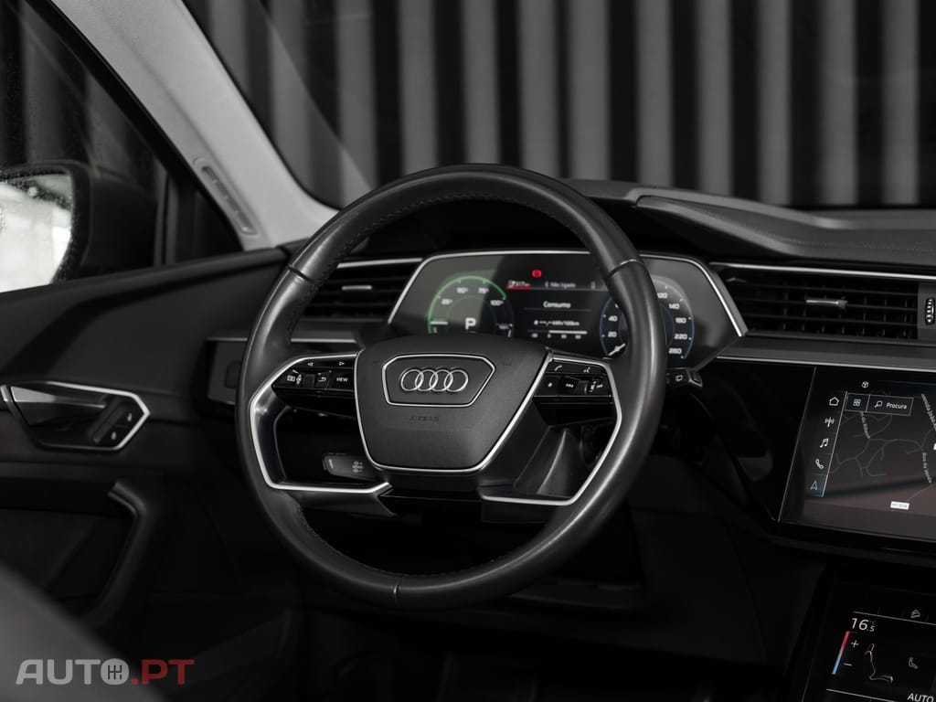 Audi E-Tron 55 quattro Advanced