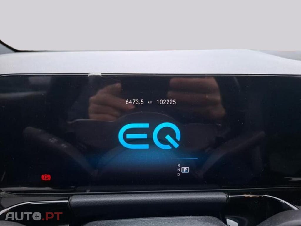 Mercedes-Benz EQA 250 67KWH 
