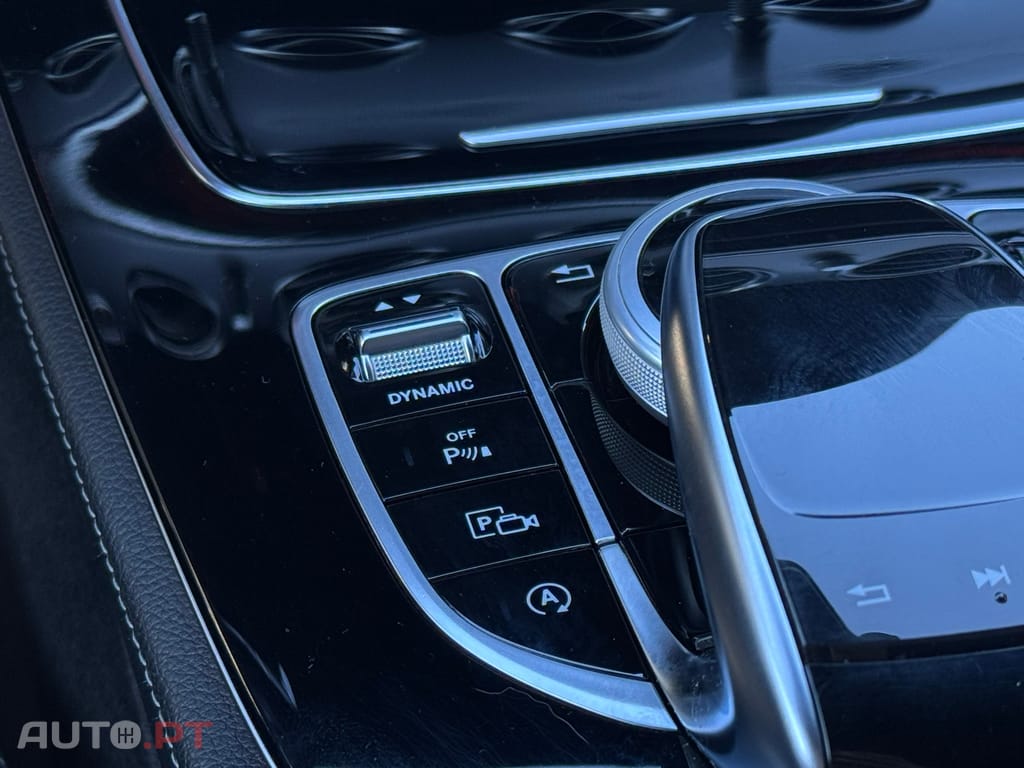 Mercedes-Benz E 220 d AMG Line