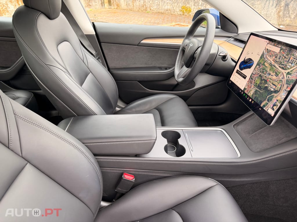 Tesla Model 3 Standard Range Plus RWD