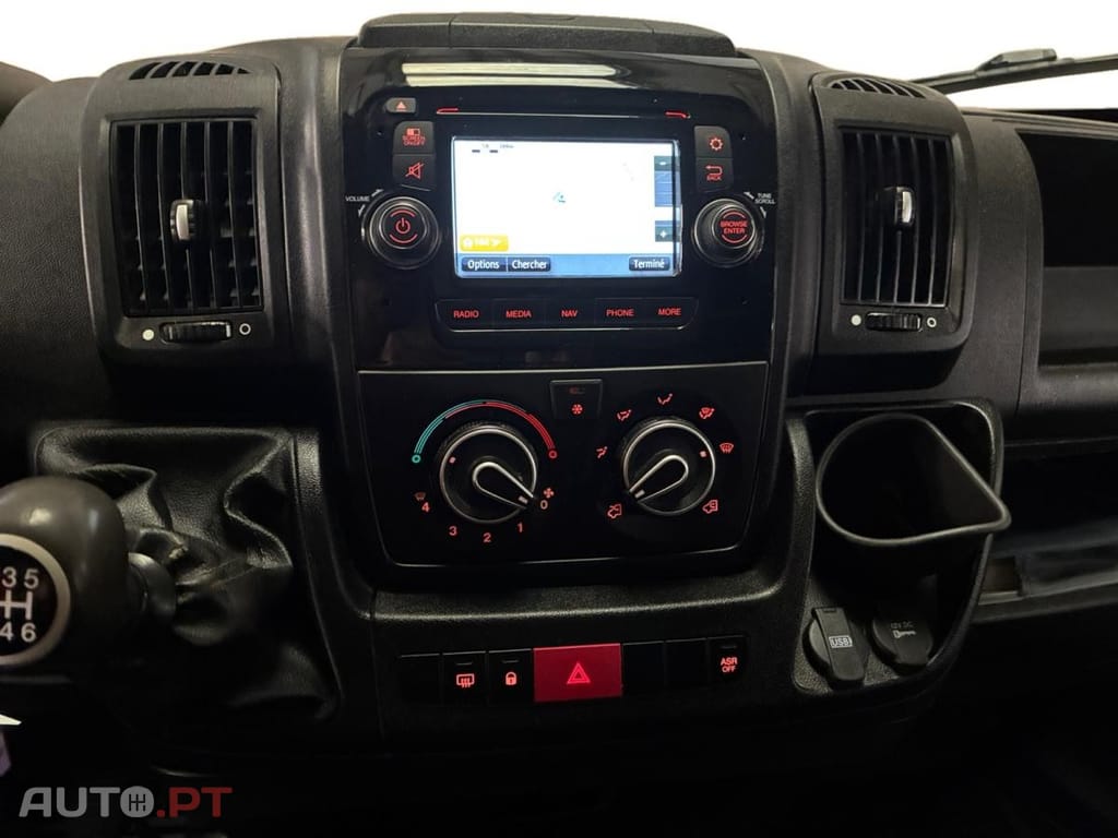 Peugeot Boxer 2.0 BlueHDi 335 L3H2 Premium