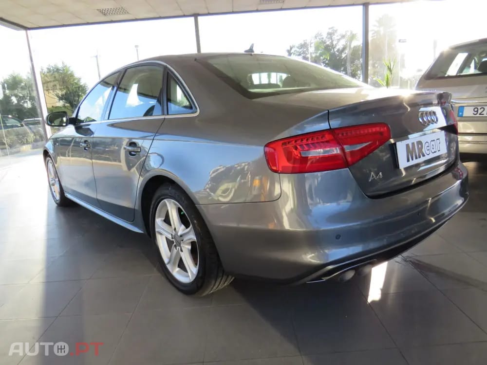 Audi A4 2.0 TDI SPORT