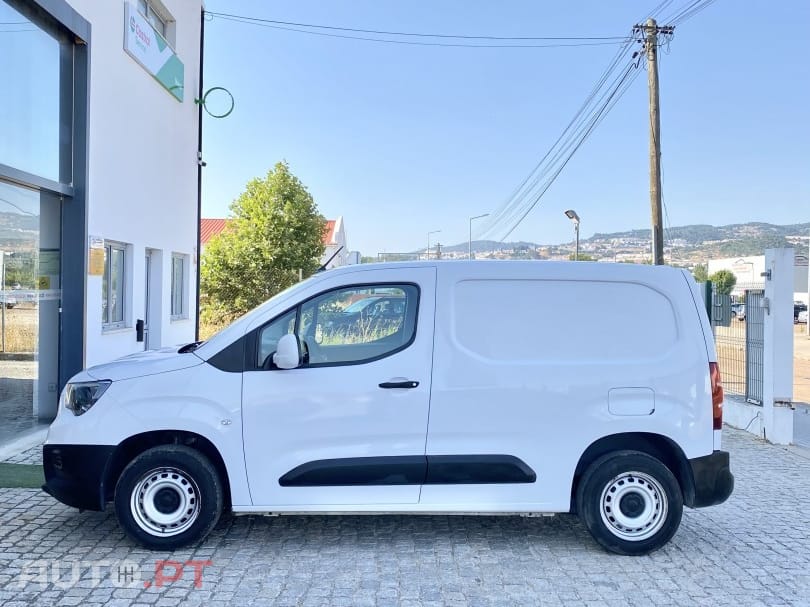 Opel Combo 3-lugares