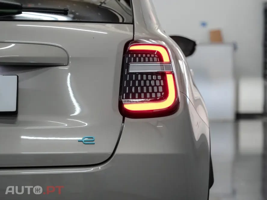 Fiat 600e 54 kWh La Prima