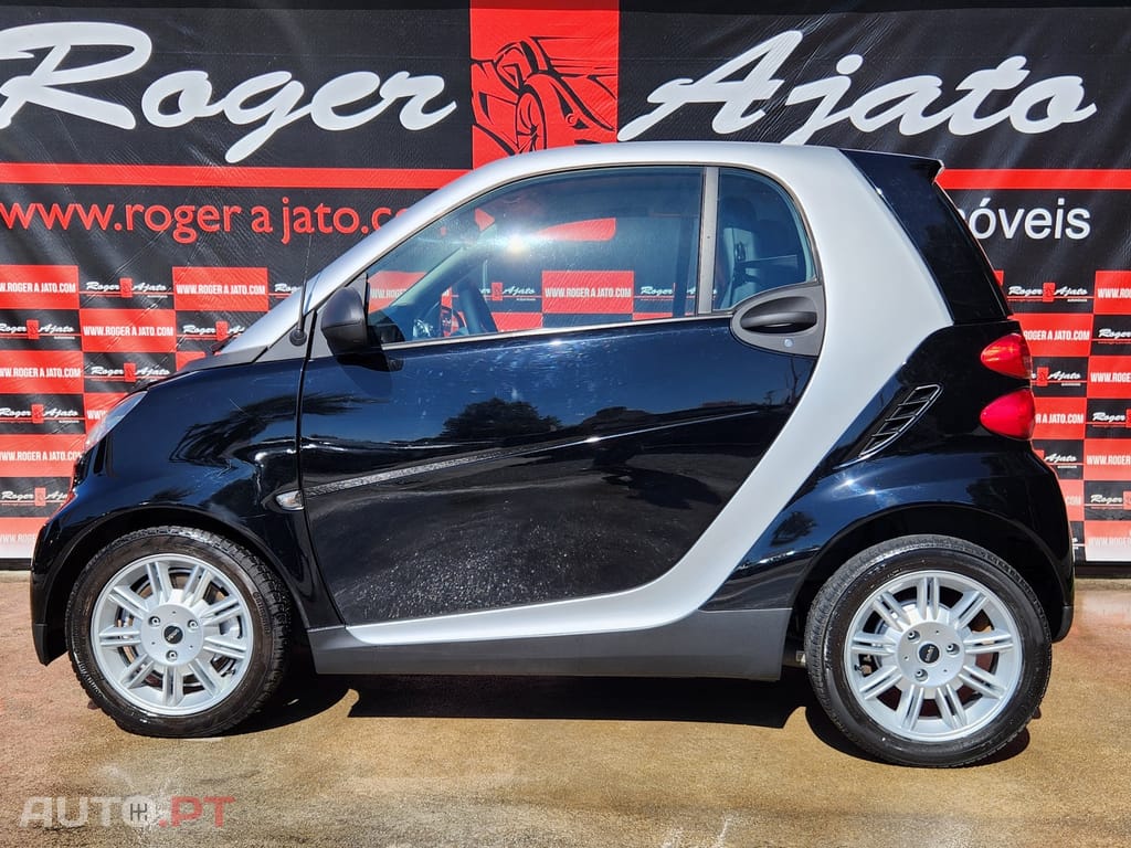 Smart ForTwo Outro