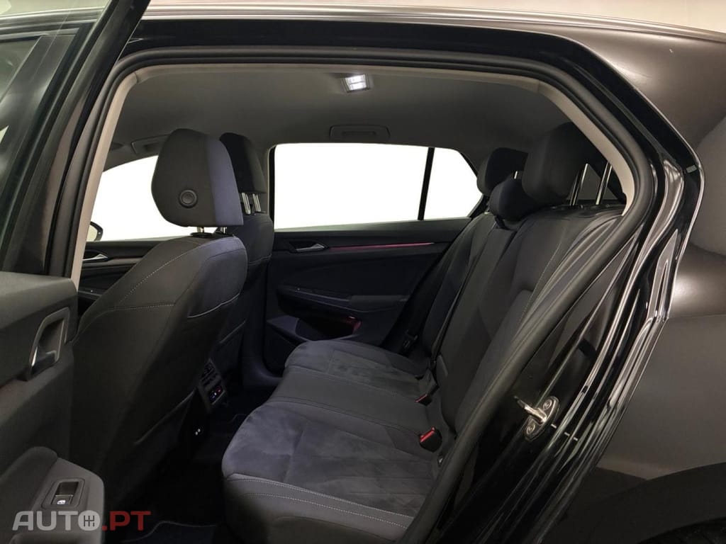 Volkswagen Golf 1.4 Hybrid OPF Style DSG6