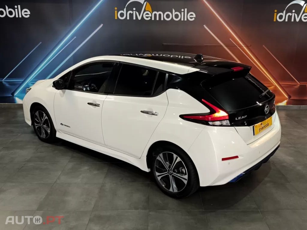 Nissan Leaf N-Connecta Full Led