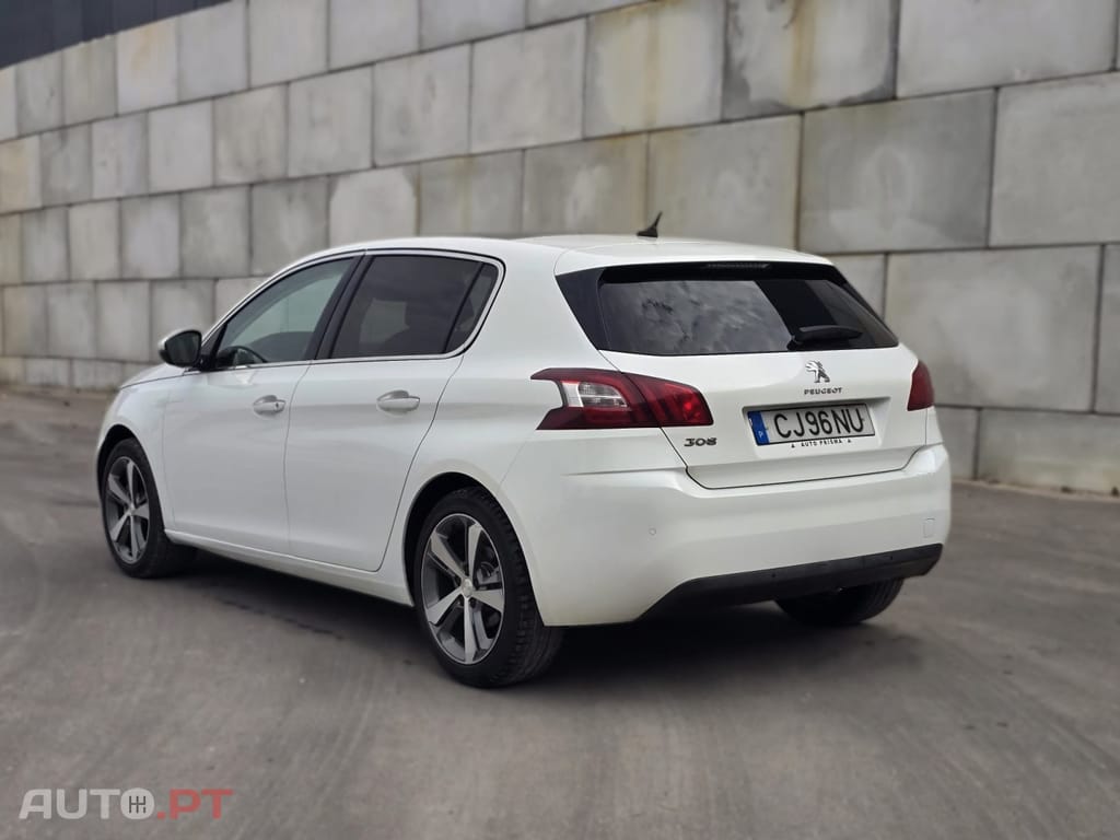 Peugeot 308 1.6 BlueHDi Allure J17