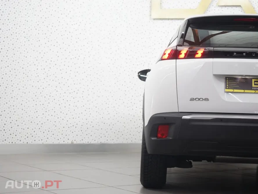 Peugeot 2008 1.2 PureTech Active