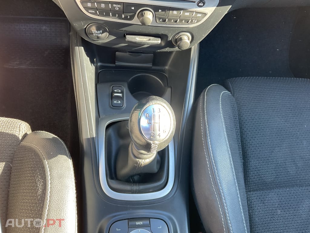 Renault Mégane Coupe 1.5 dCi Dynamique