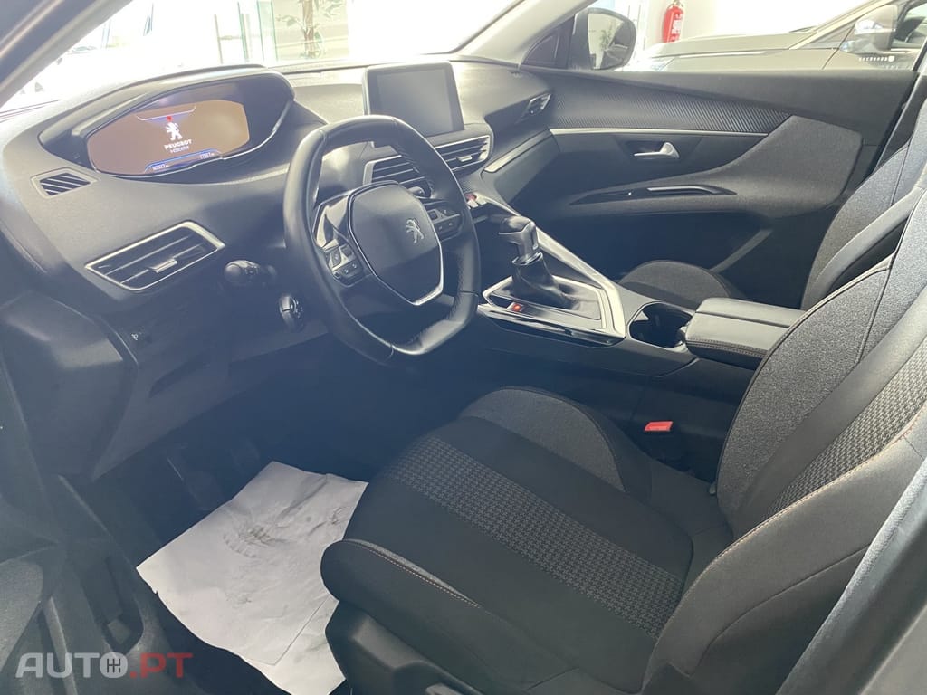 Peugeot 5008 1.5 BlueHDi Active Pack