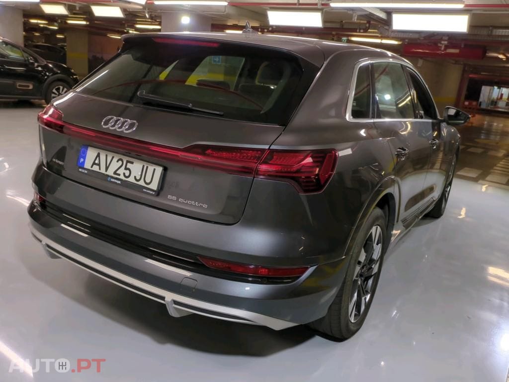 Audi E-Tron 55 quattro S line