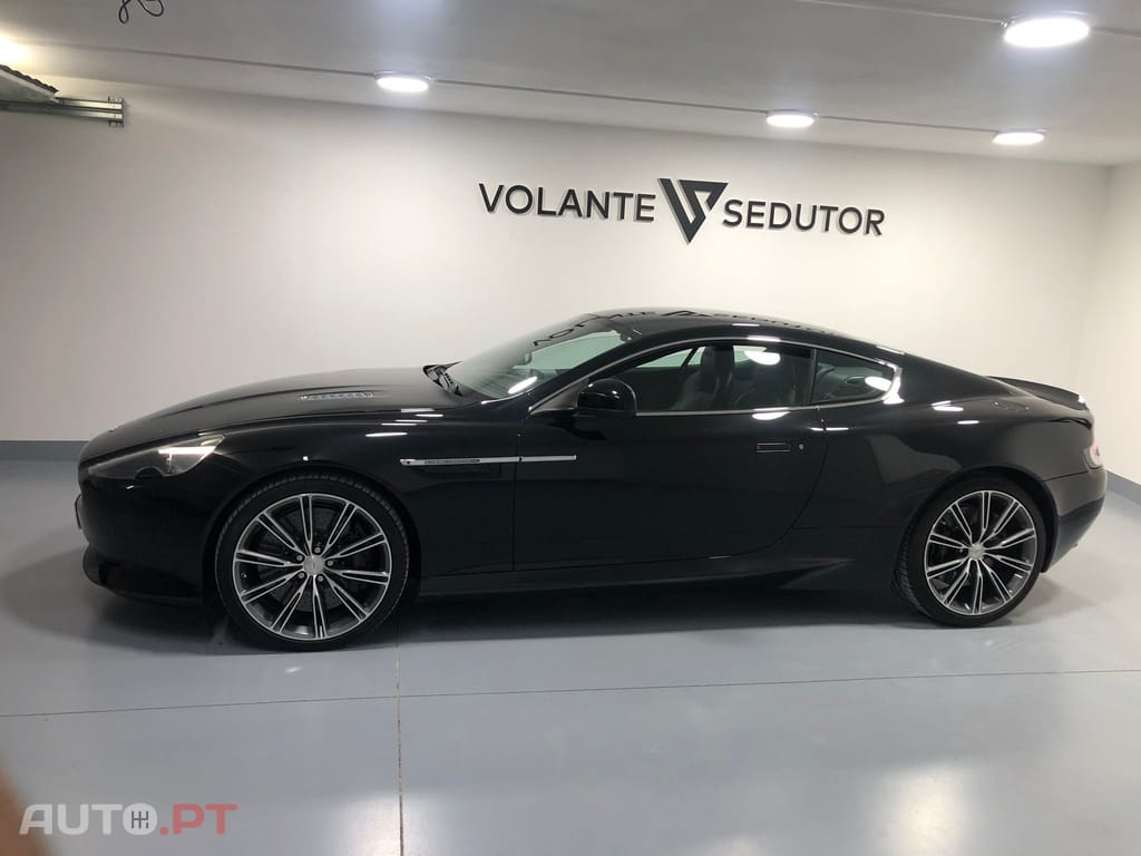 Aston Martin DB9 Coupe Touchtronic 2