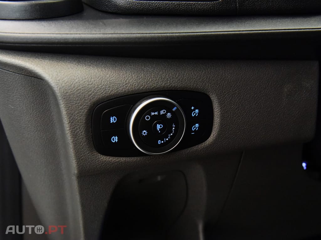 Ford Transit Custom 280L1 2.0 TDCi H1-Tecto Baixo Trend Aut.