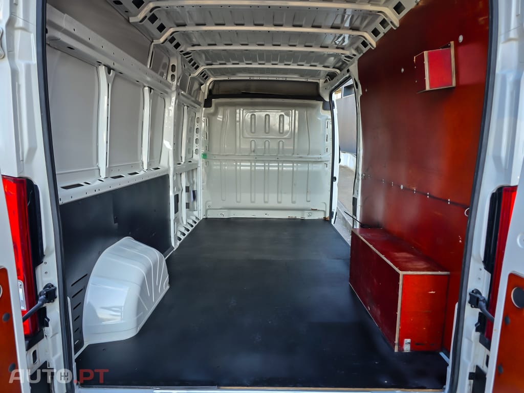 Peugeot Boxer 2.0 BlueHDi 333 L3H2 Pro