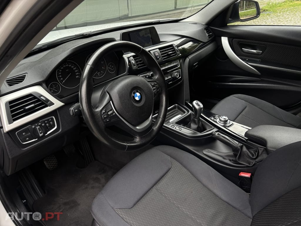 BMW 318 Look M3