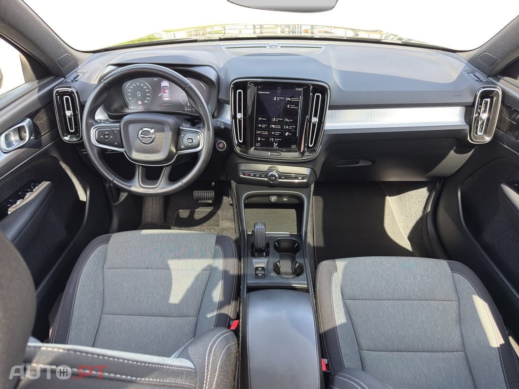 Volvo XC40 T4 Recharge DKG Inscription Expression