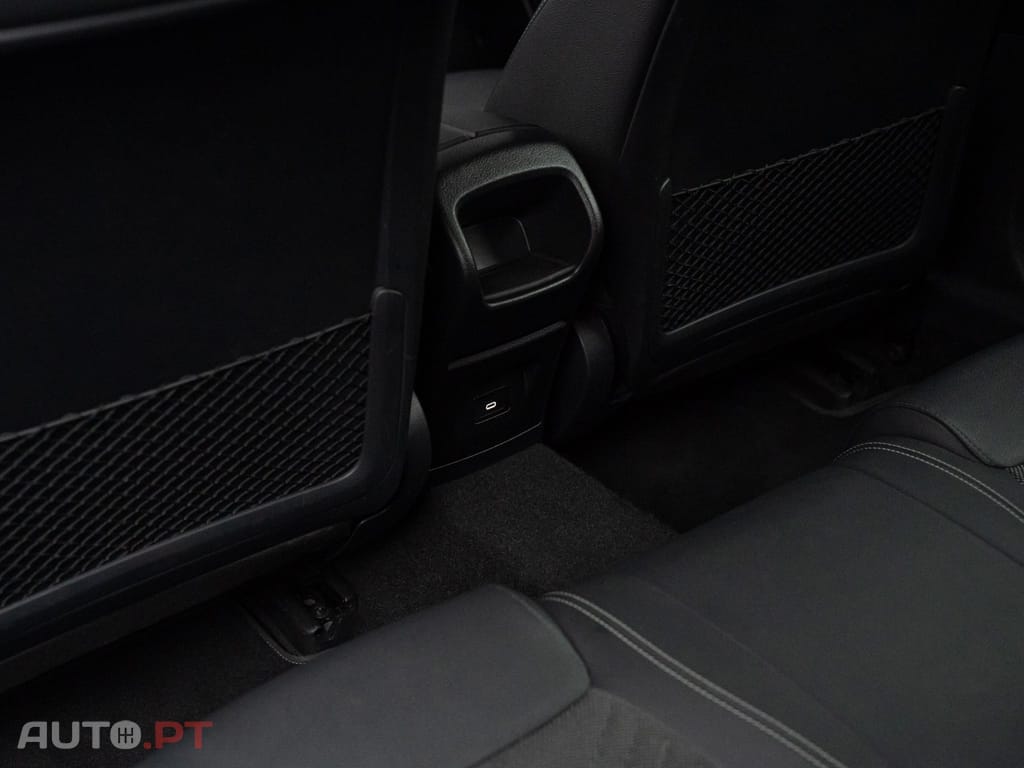 Mercedes-Benz A 250 e