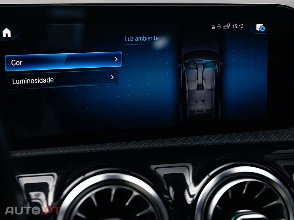 Mercedes-Benz CLA 250 e Shooting Brake AMG Line