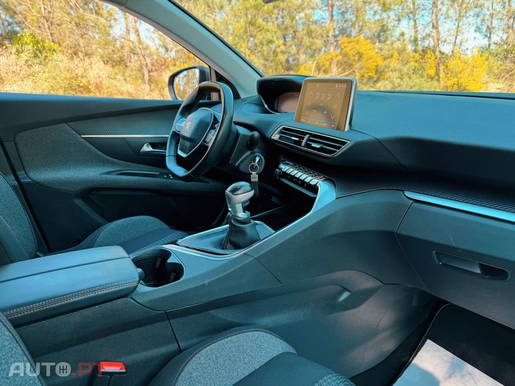 Peugeot 3008 1.5 BlueHDi Active Pack
