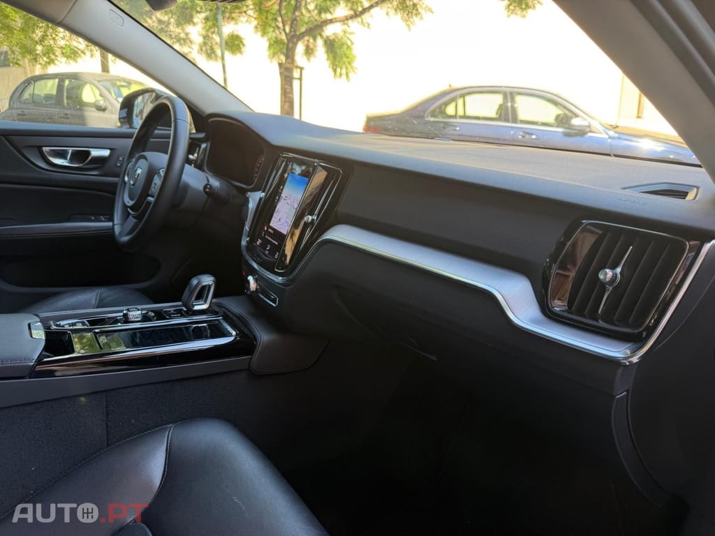 Volvo V60 2.0 T6 AWD TE Inscription Expression