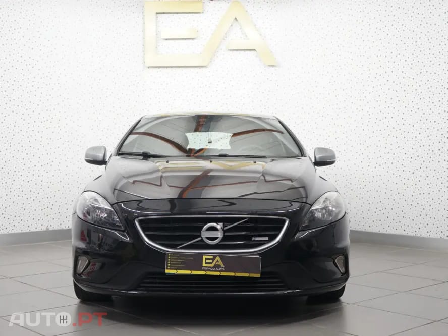 Volvo V40 1.6 D2 R-Design Momentum