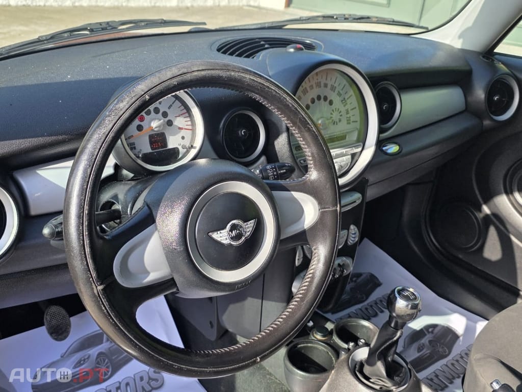 MINI Cooper One 1.4