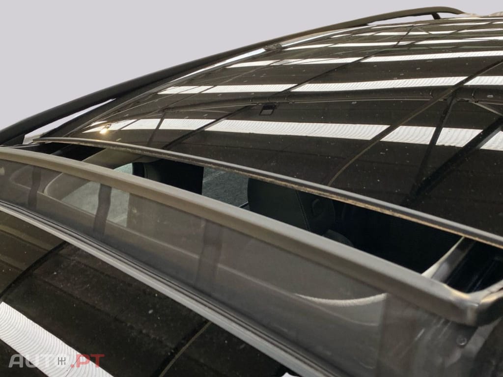 Mercedes-Benz EQB 250 96,8% I.V.A DEDUTIVEL 