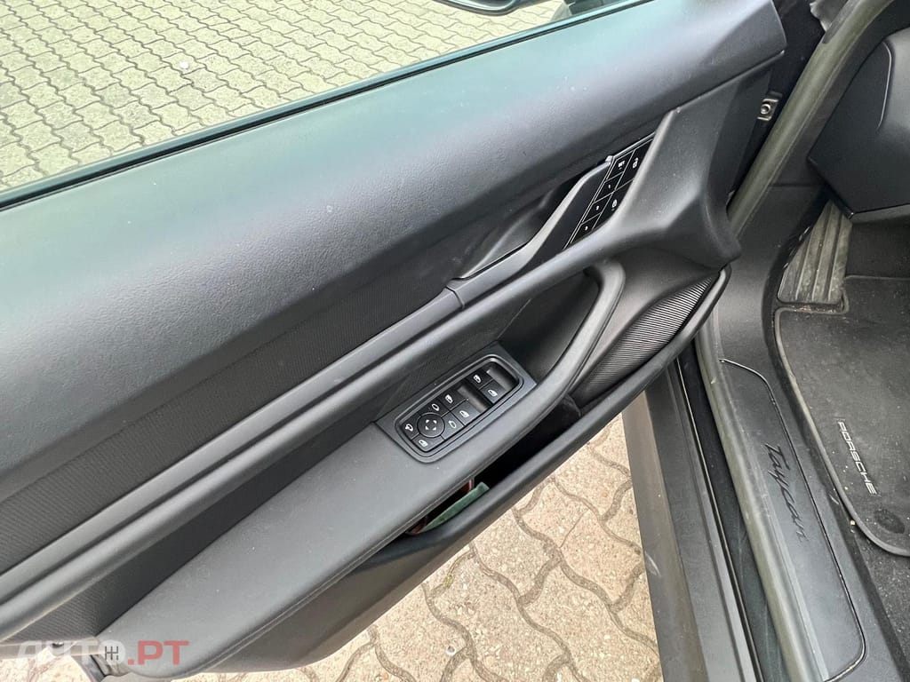 Porsche Taycan Bateria Performance Plus