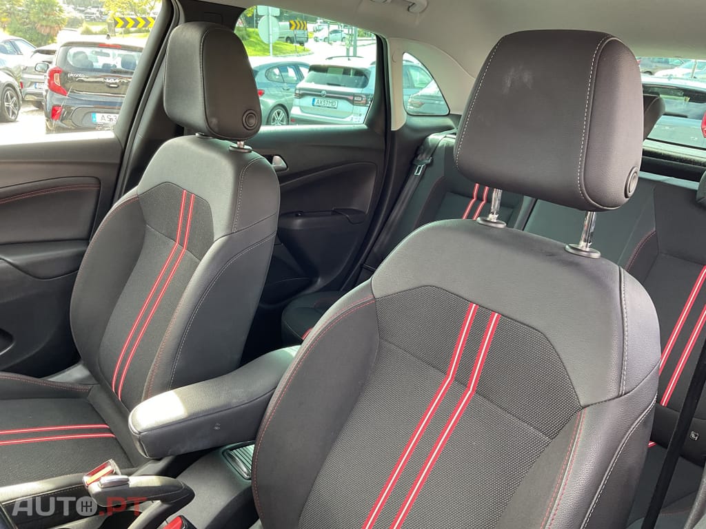 Opel Crossland 1.2 T GS Line