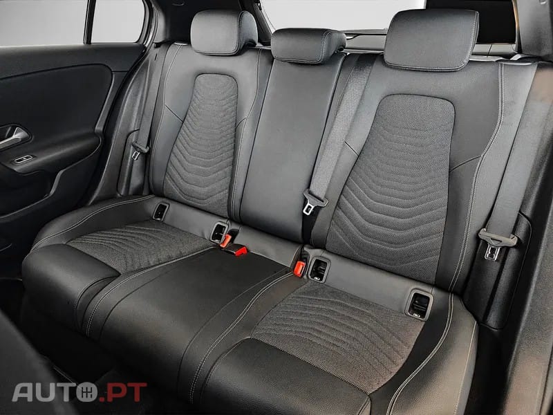 Mercedes-Benz A 250 Hybrid EQ Power