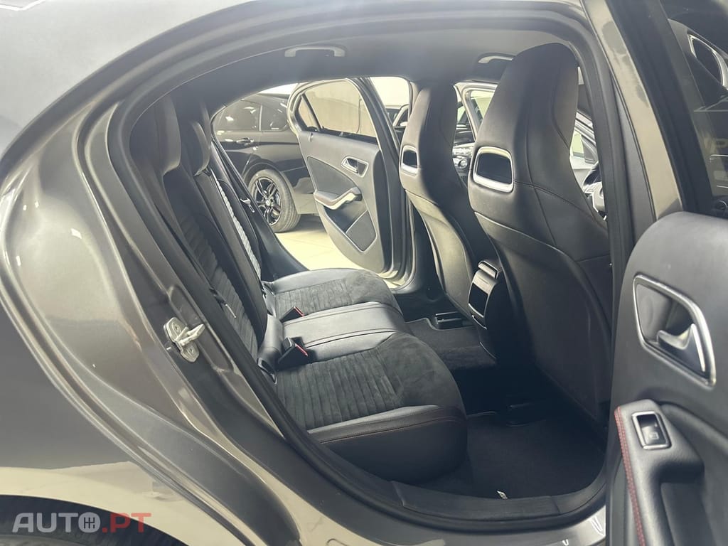 Mercedes-Benz A 180 Dynamic Edition