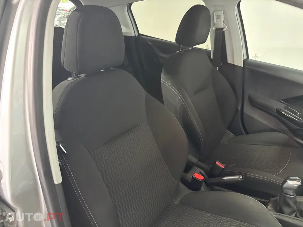 Peugeot 208 1.6 BlueHDi Active