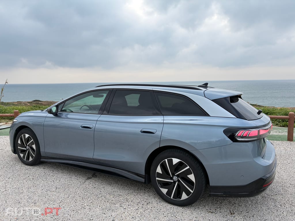 Volkswagen Id.7 Tourer 82kWh 1st