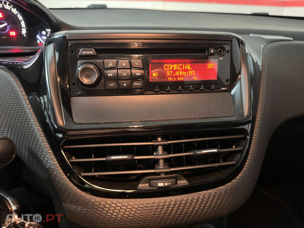 Peugeot 2008 1.2 Vti Active