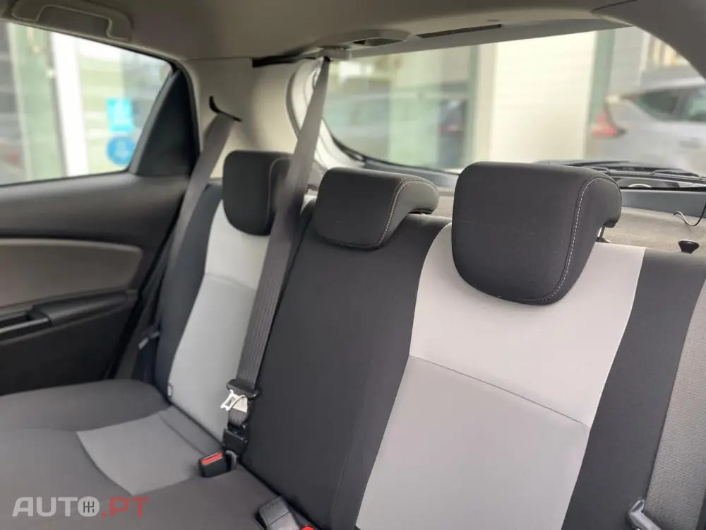 Toyota Yaris 1.0 VVT-i Comfort