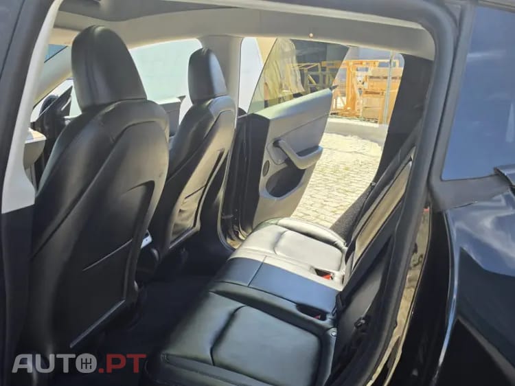 Tesla Model Y Long Range Tração Traseira Premium