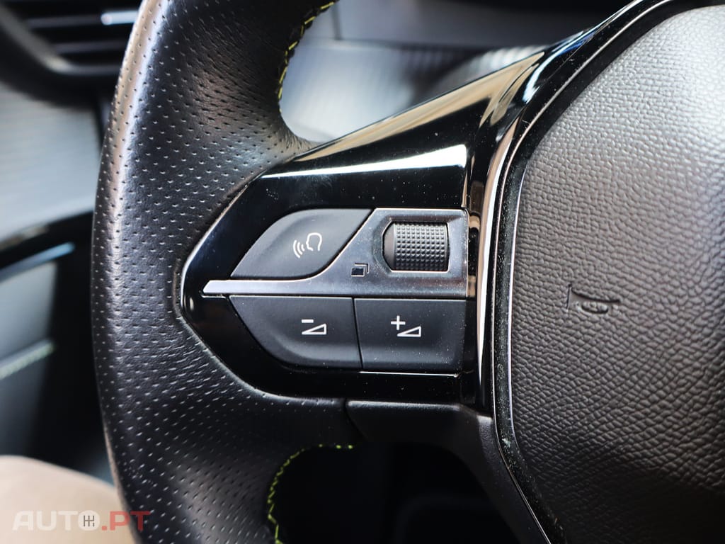 Peugeot E-208 50 kWh GT Line