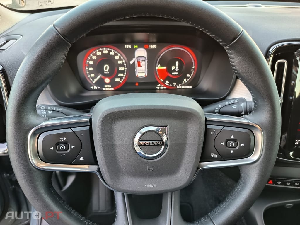 Volvo XC40 1.5 T5 PHEV Inscription Expression