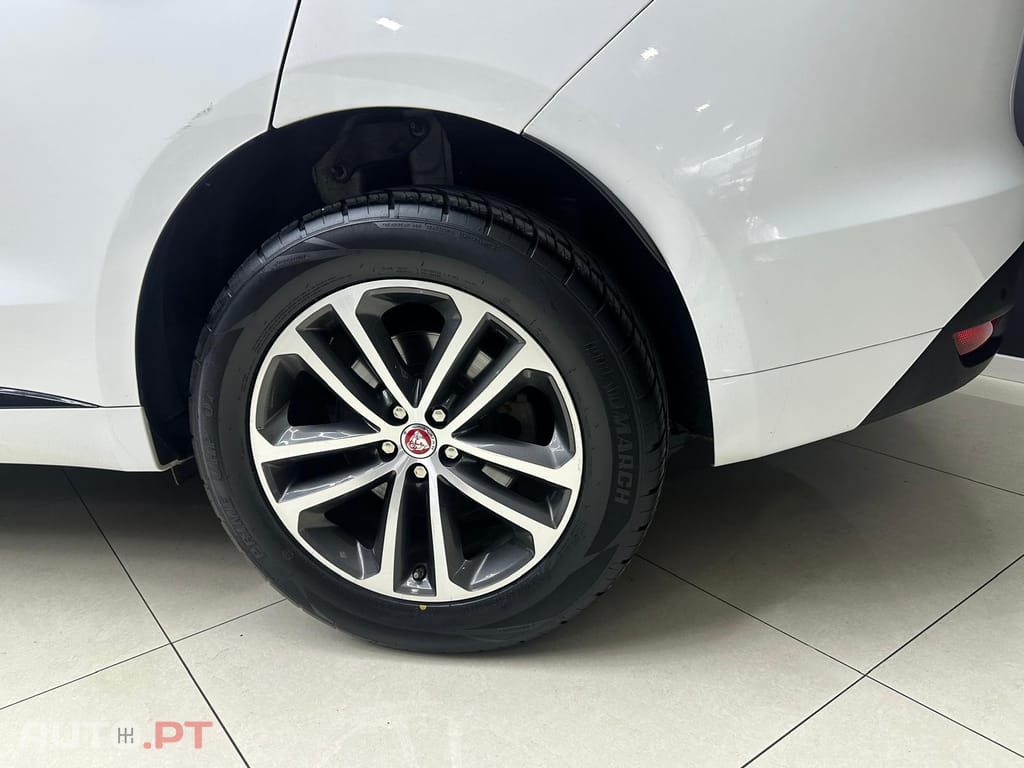 Jaguar F-Pace 2.0 i4D R-Sport AWD Aut.
