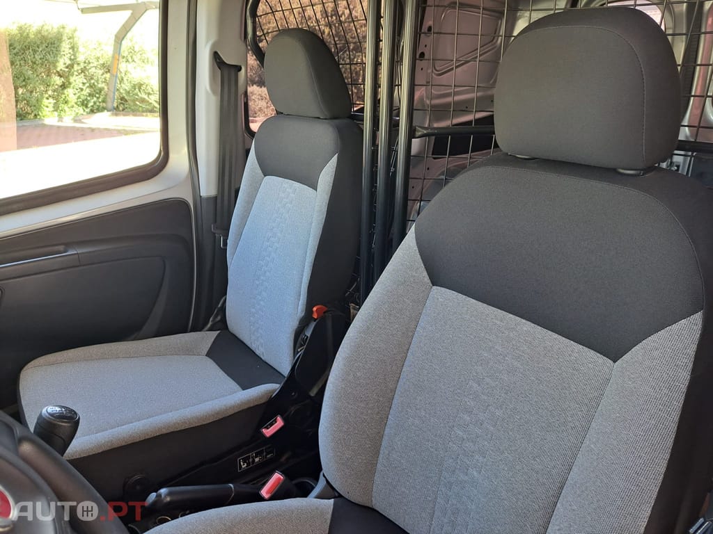 Fiat Fiorino 1.3 M-jet Adventure