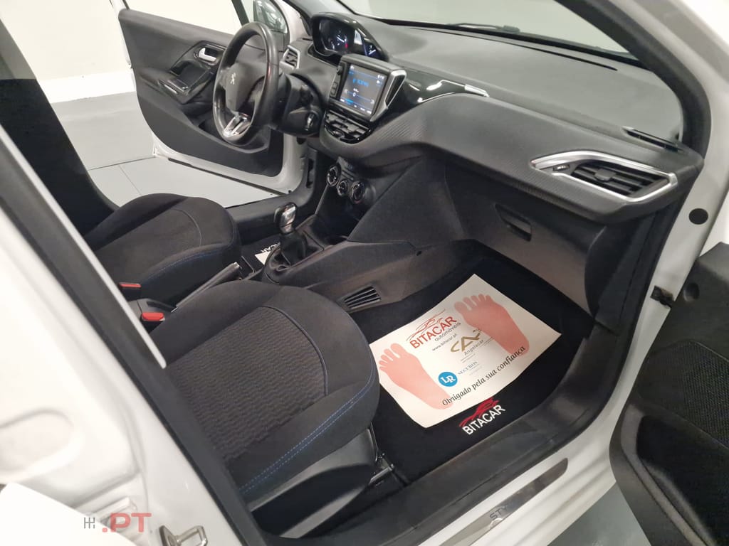 Peugeot 208 1.6 BlueHDi Style